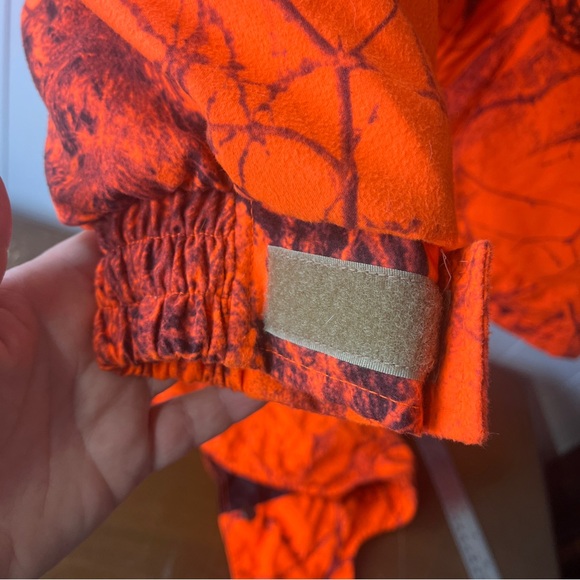 Hunter Hide Orange Camouflage Jacket - Picture 10 of 13